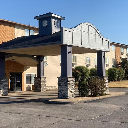 Econo Lodge Inn&Suites Clinton Exterior foto
